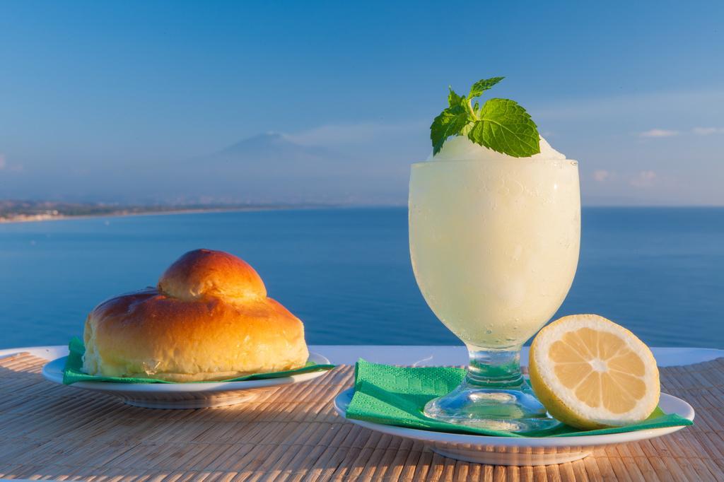 Palermo Mare Holidays Sferracavallo Exterior foto